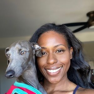 Meet your Posher, Desiree